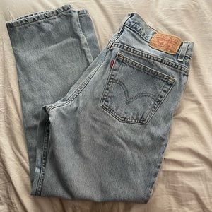 Levi's 550 light denim wash mom jean